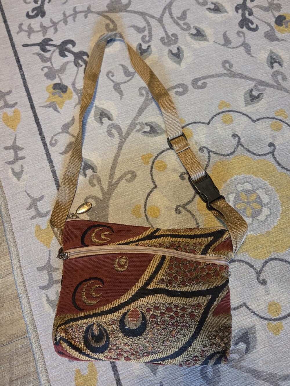 KENNY'S CROSSBODY PURSE